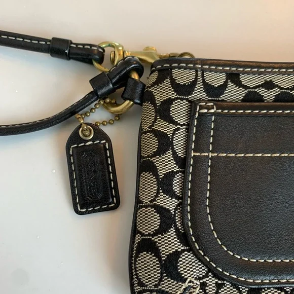 Coach Black and Cream Wristlet - Picture 4 of 6